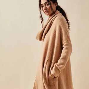 ISO Free People OMG Pullover in M/L